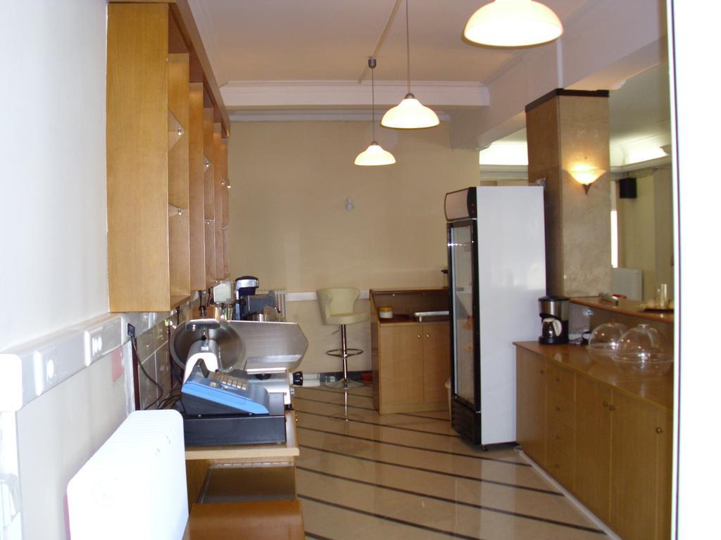 Hotel Cybele Pefki Афіни Екстер'єр фото