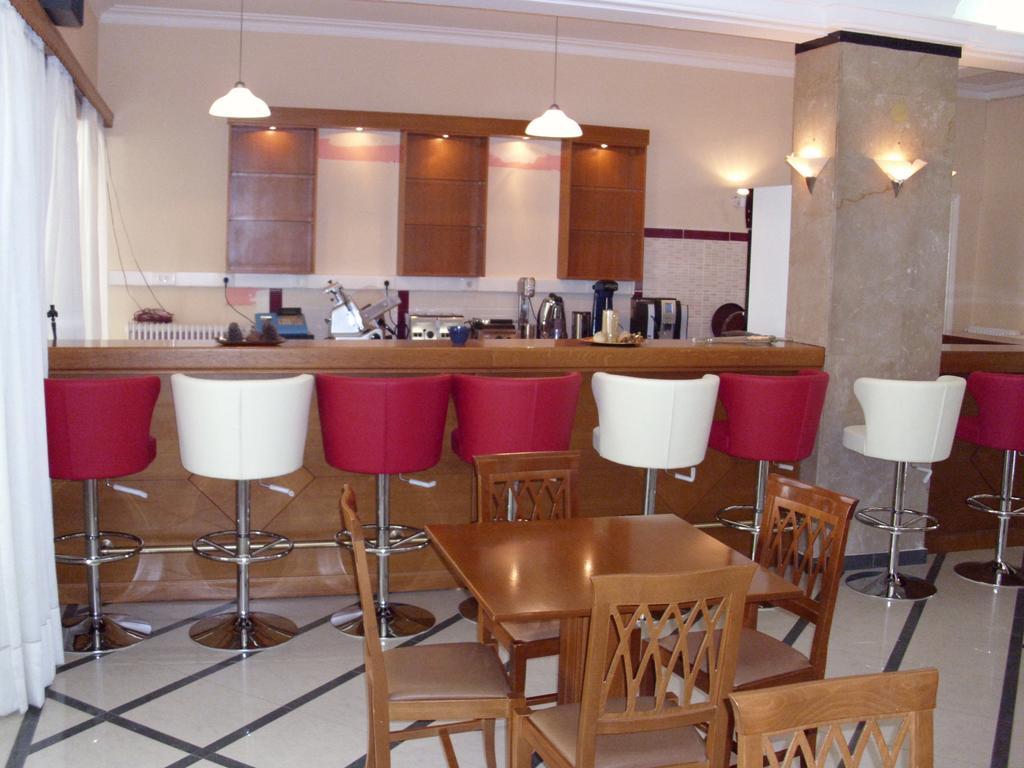 Hotel Cybele Pefki Афіни Екстер'єр фото