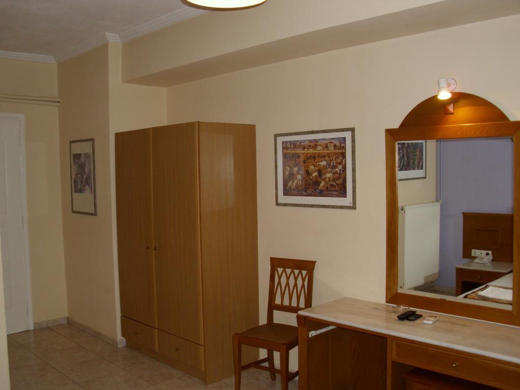 Hotel Cybele Pefki Афіни Екстер'єр фото